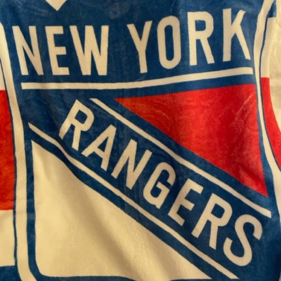 NY Rangers Season Subscriber Blueshirt Blue/White/Red Polyester Fleece Throw VGC - Picture 5 of 10